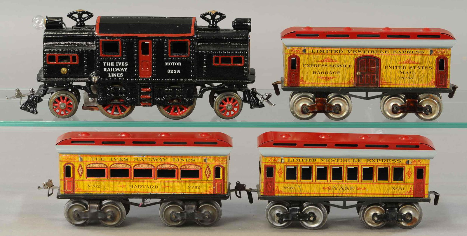 IVES 3238 AND HARVARD YALE CARS (1 of 4)