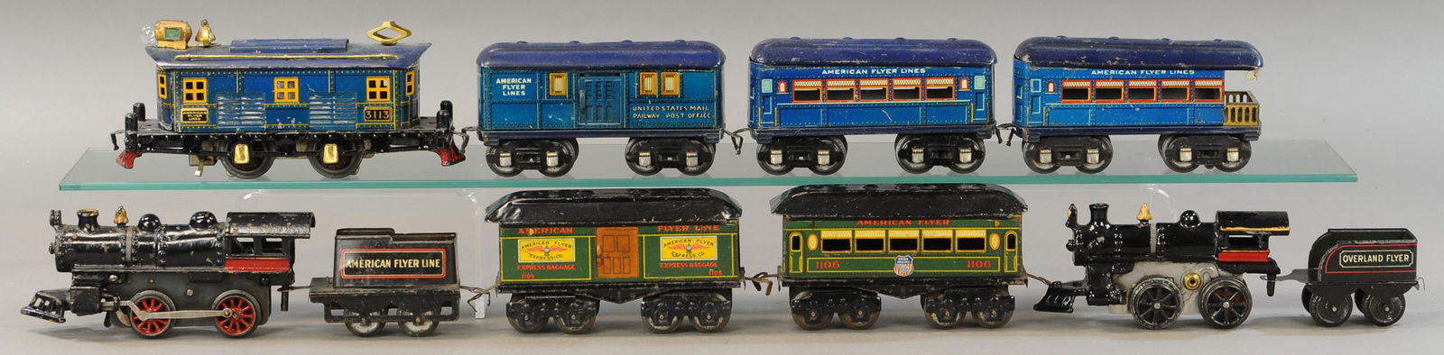 PRE-WAR AMERICAN FLYER TRAINS (1 of 4)