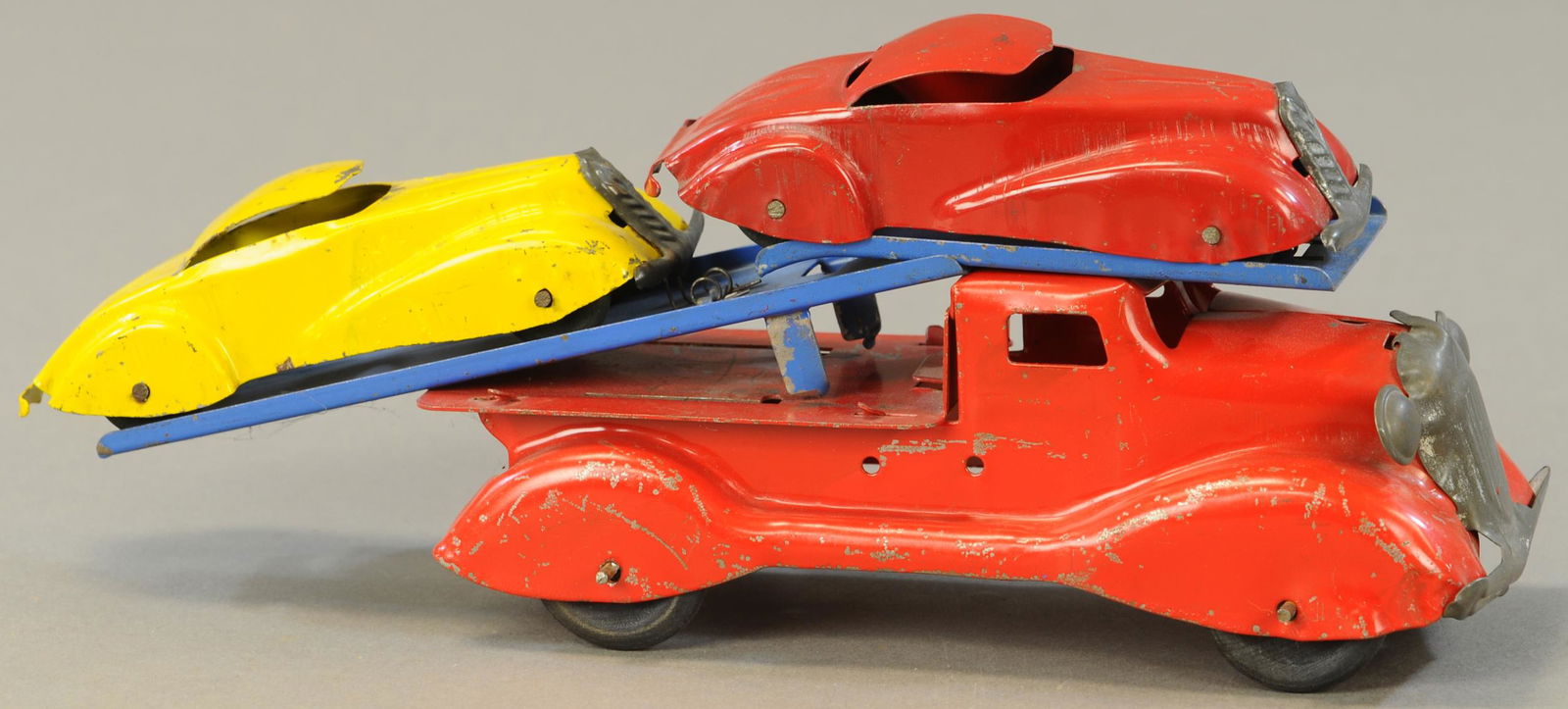 MARX TYPE 3 CAR CARRIER TRUCK (1 of 3)