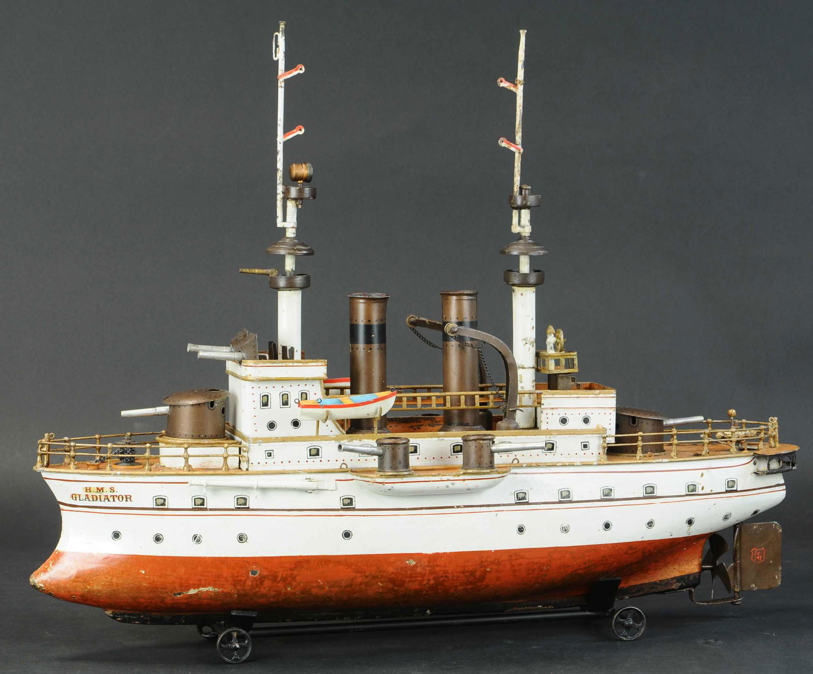 MARKLIN BATTLESHIP HMS GLADIATOR (1 of 9)