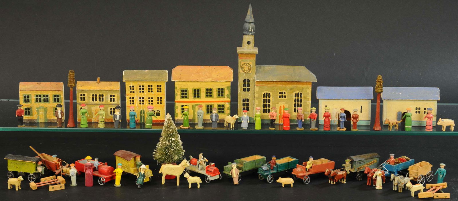 ERZGEBIRGE VILLAGE SET (1 of 3)