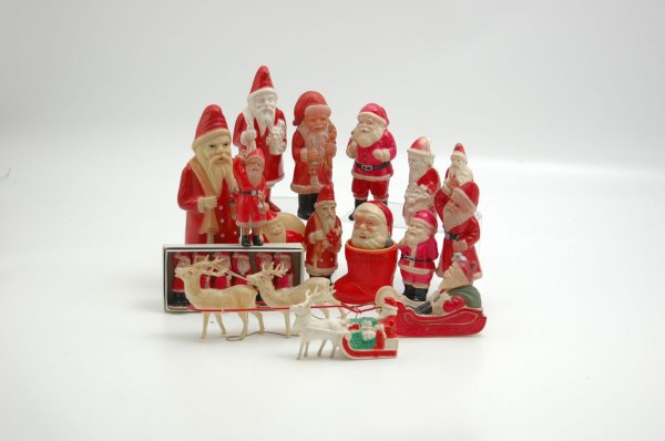 LARGE GROUPING OF CELLULOID SANTAS