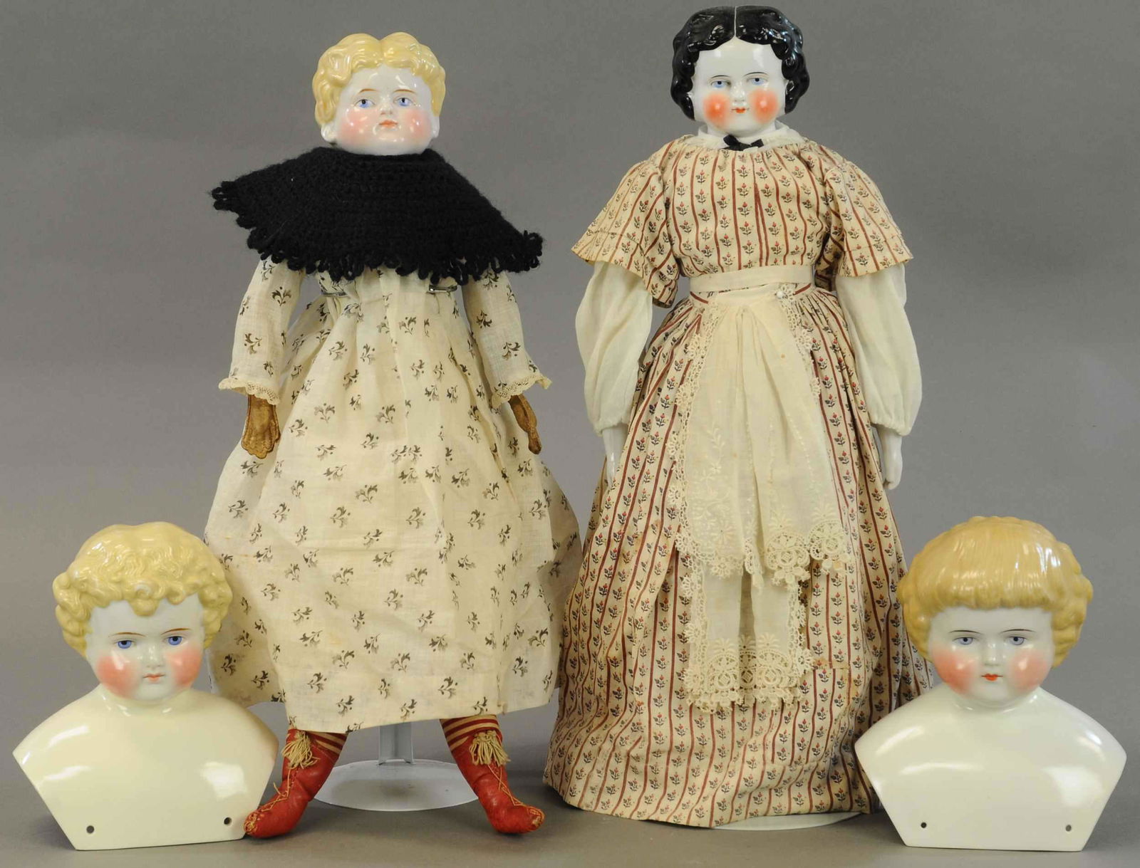 LOT OF FOUR GLAZED PORCELAIN HEAD ITMES (1 of 2)