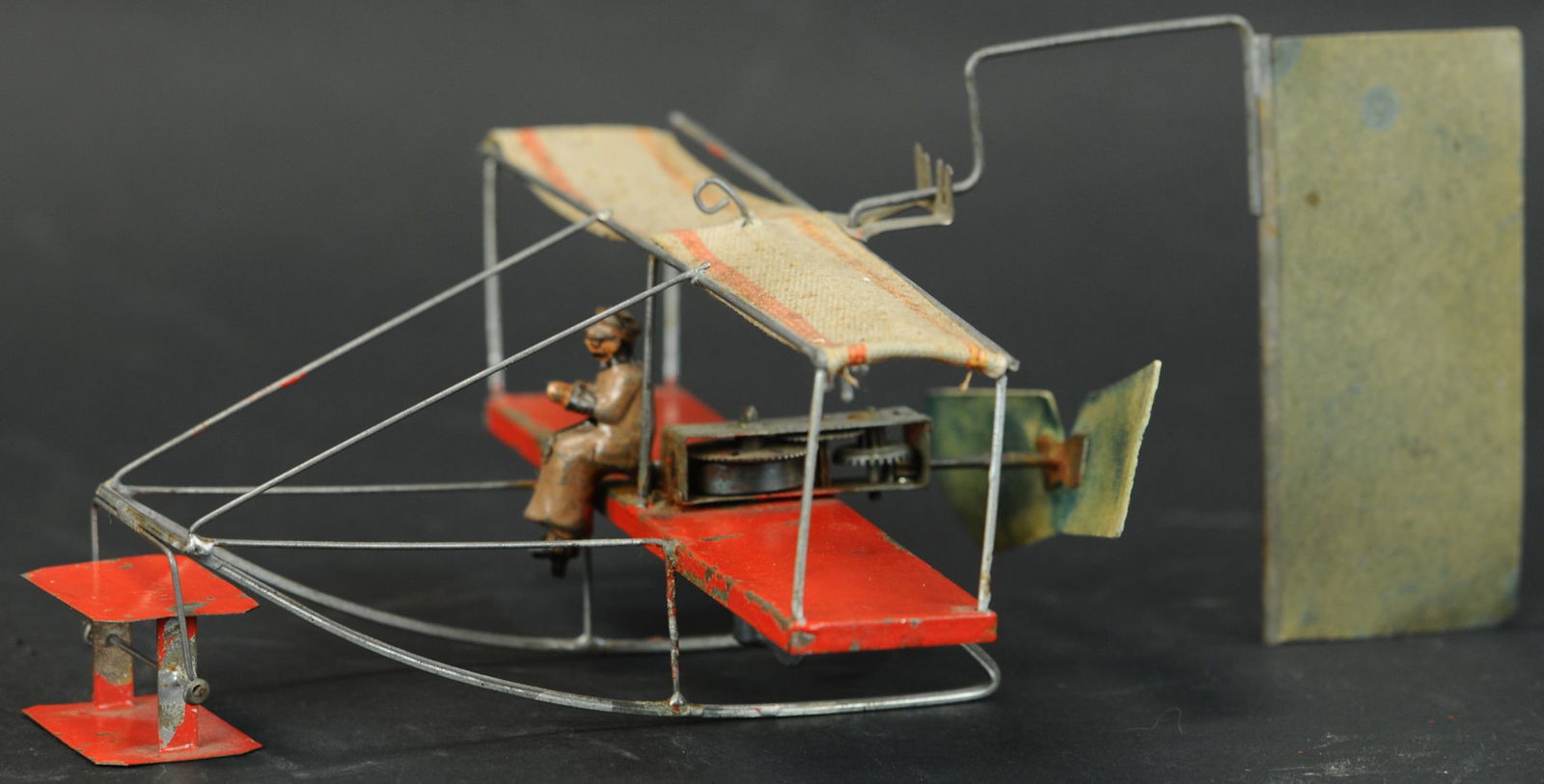 SMALL BI-WING PUSHER PLANE (1 of 3)