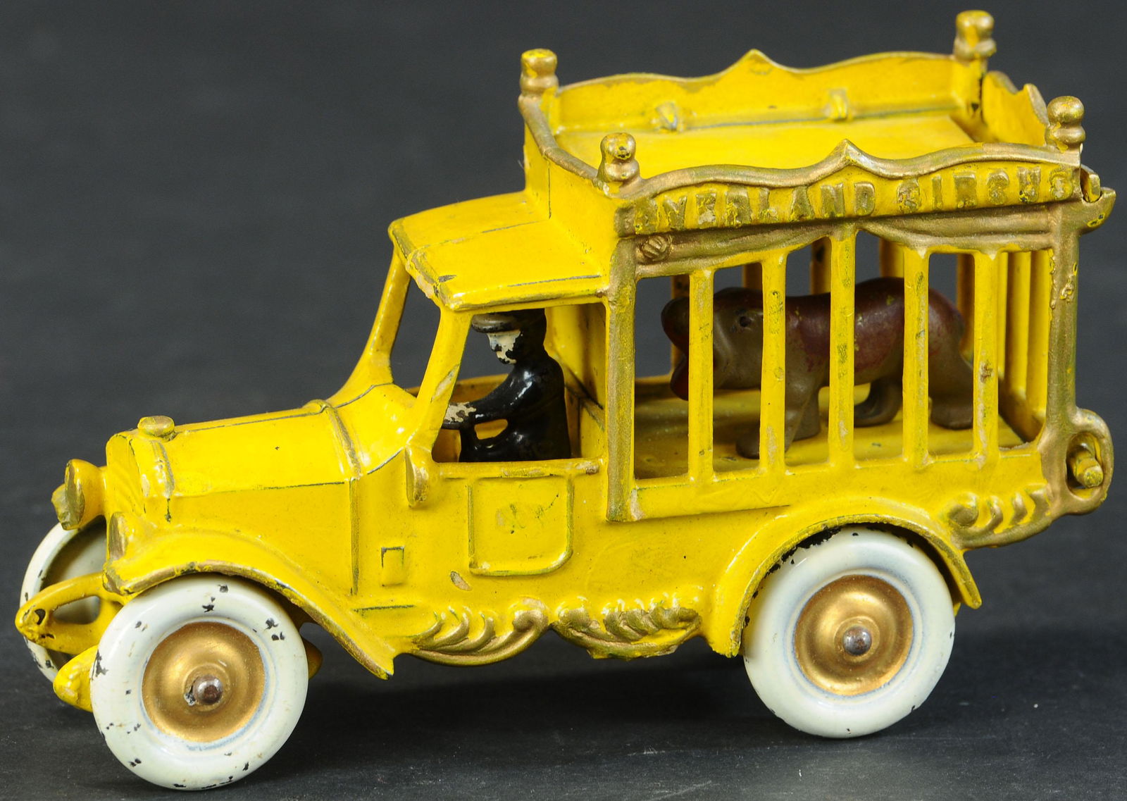 REDUCED KENTON OVERLAND CIRCUS CAGE TRUCK (1 of 4)
