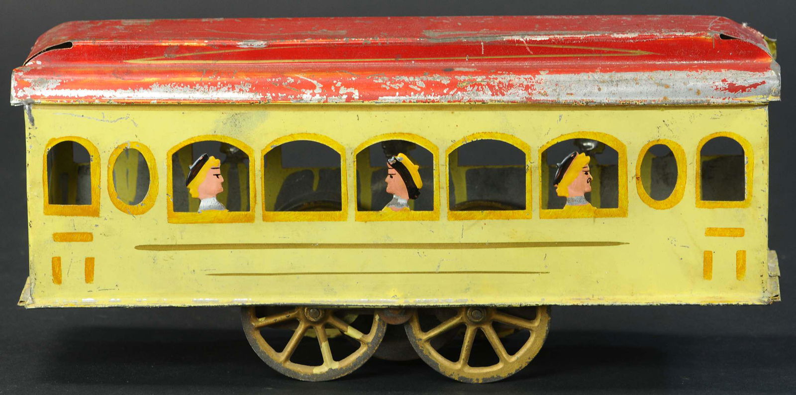 DP CLARK FRICTION PULLMAN CAR (1 of 4)