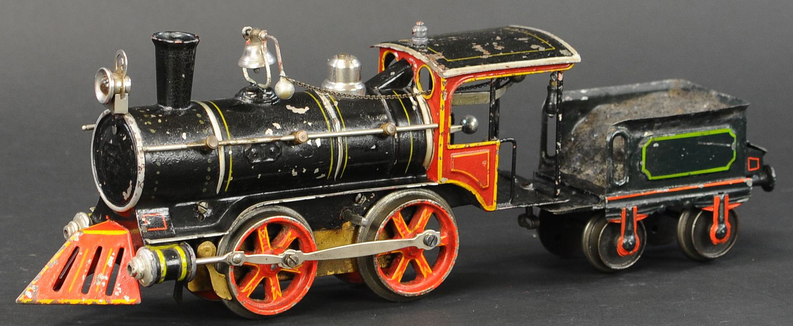 MARKLIN 1031B AMERICAN RED CAB LOCOMOTIVE (1 of 4)