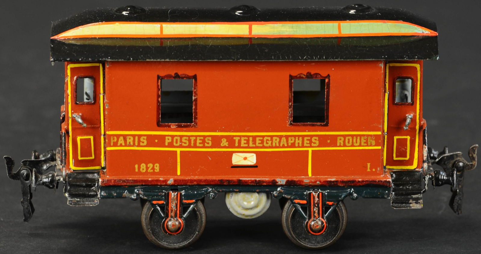 MARKLIN FOUR WHEEL FRENCH POSTAL CAR (1 of 4)