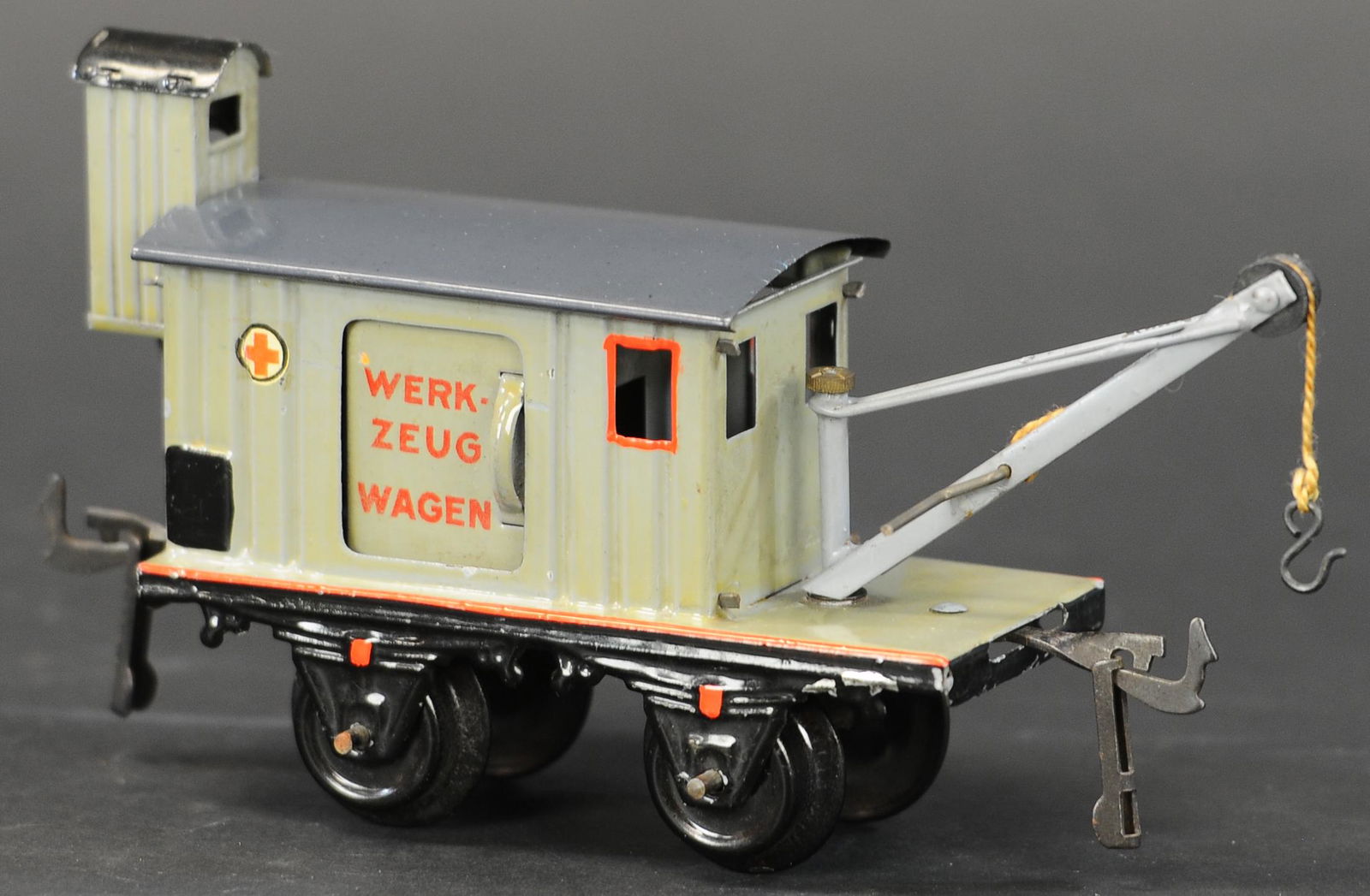 BING "TOOL" WAGON CRANE CAR (1 of 3)