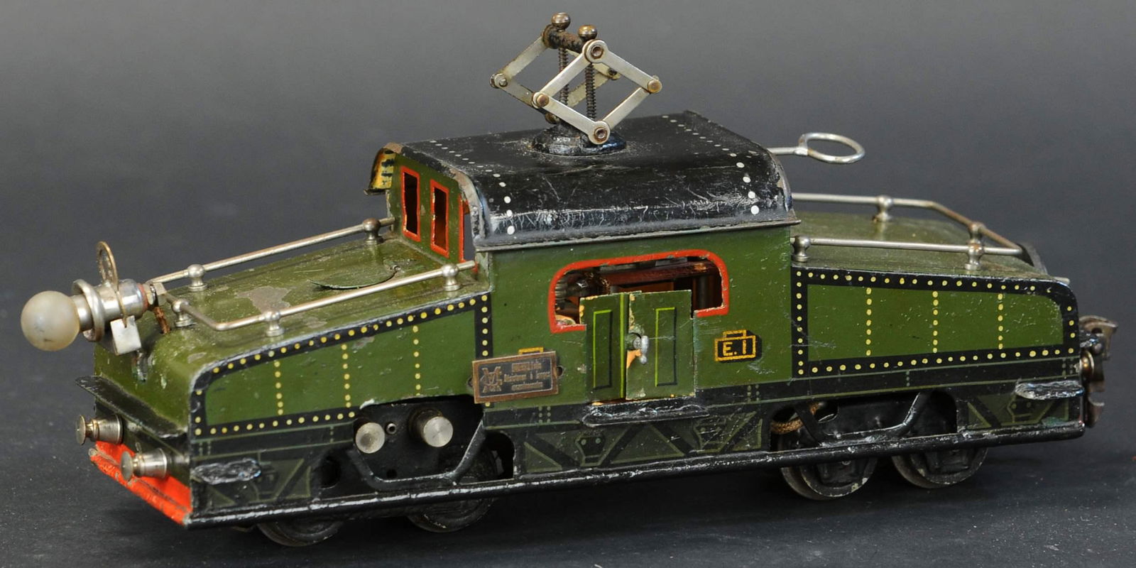 MARKLIN CL3020 HIGH VOLTAGE TUNNEL LOCOMOTIVE (1 of 3)