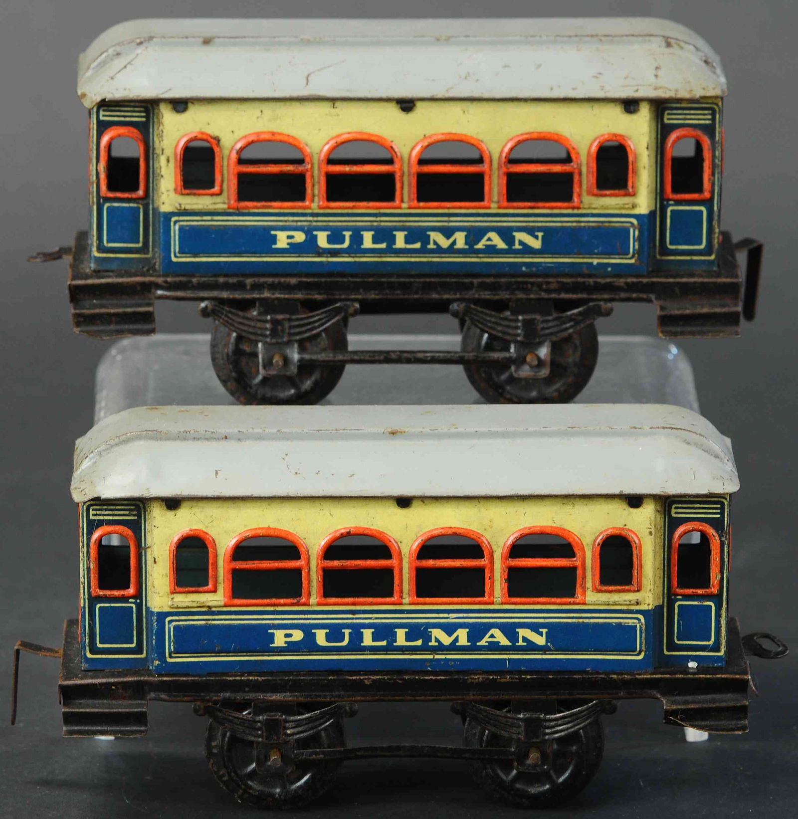 TWO KARL BUB PULLMAN COACHES (1 of 4)