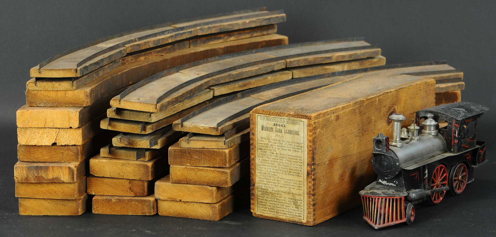 BEGGS NO. 3 LOCOMOTIVE W/ BOX AND TRACK (1 of 3)