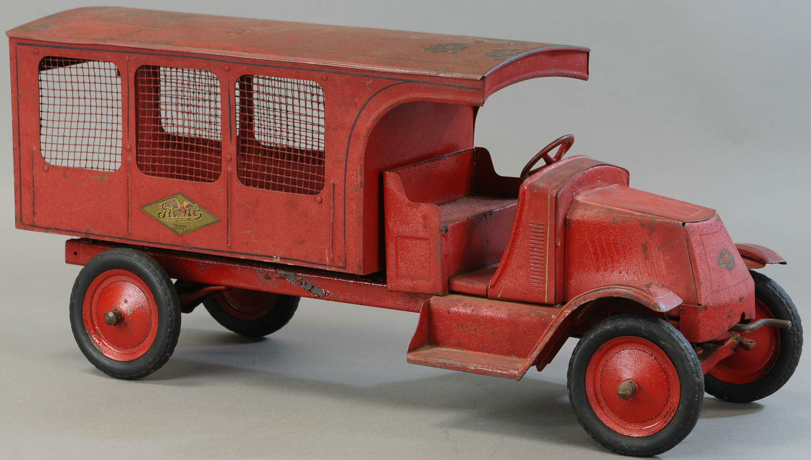 AMERICAN NATIONAL DELIVERY TRUCK (1 of 3)