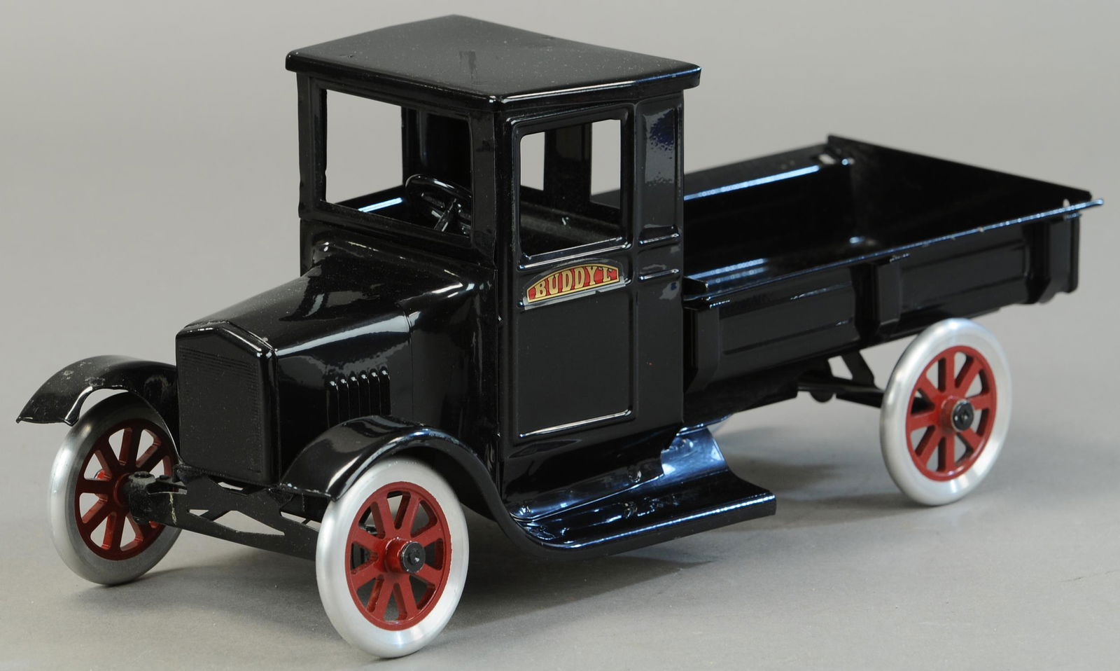 BUDDY L FLIVVER DELIVERY TRUCK (1 of 3)