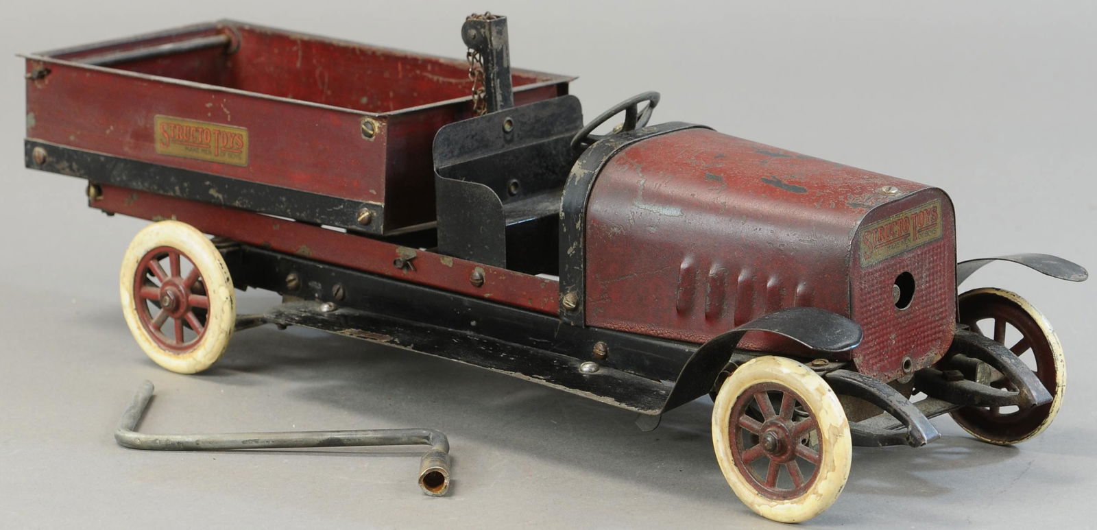 STRUCTO HYDRAULIC DUMP TRUCK (1 of 3)