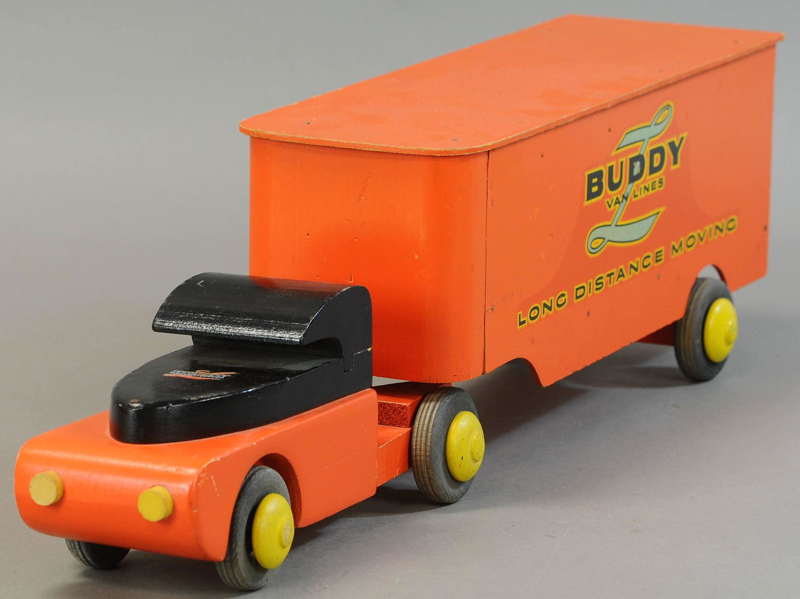BUDDY L LONG DISTANCE MOVING TRUCK (1 of 4)