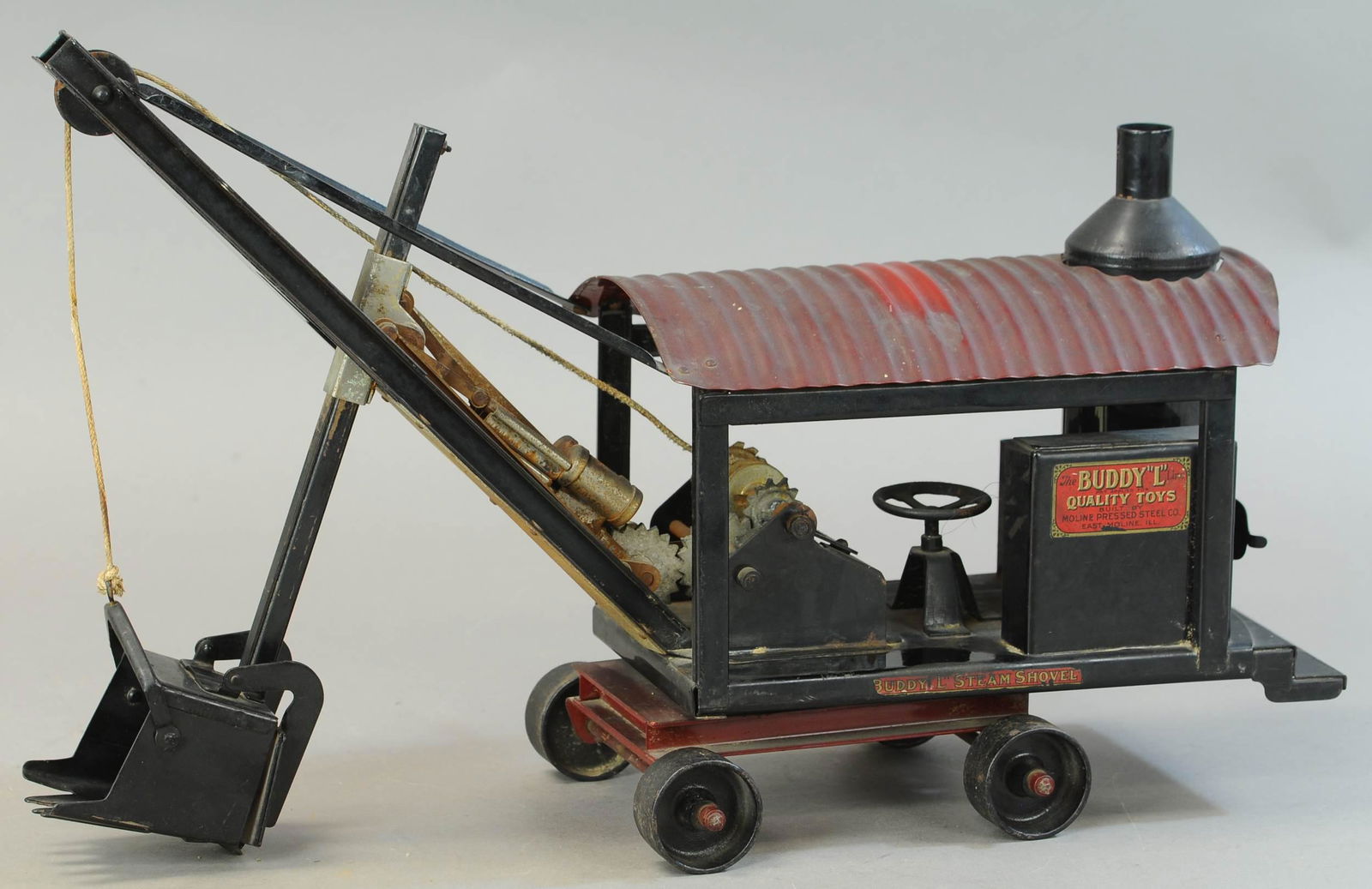 BUDDY L IMPROVED STEAM SHOVEL (1 of 4)