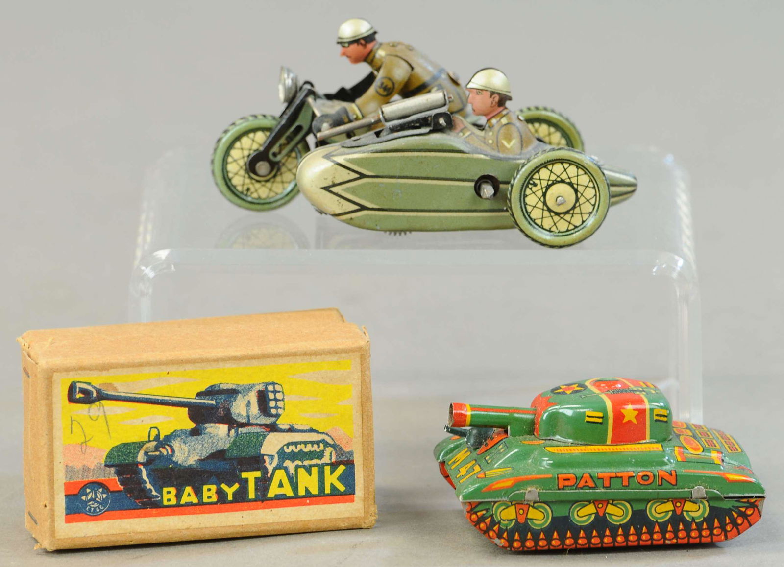 BOXED BABY TANK & WIND-UP CYCLE W/ SIDECAR (1 of 3)