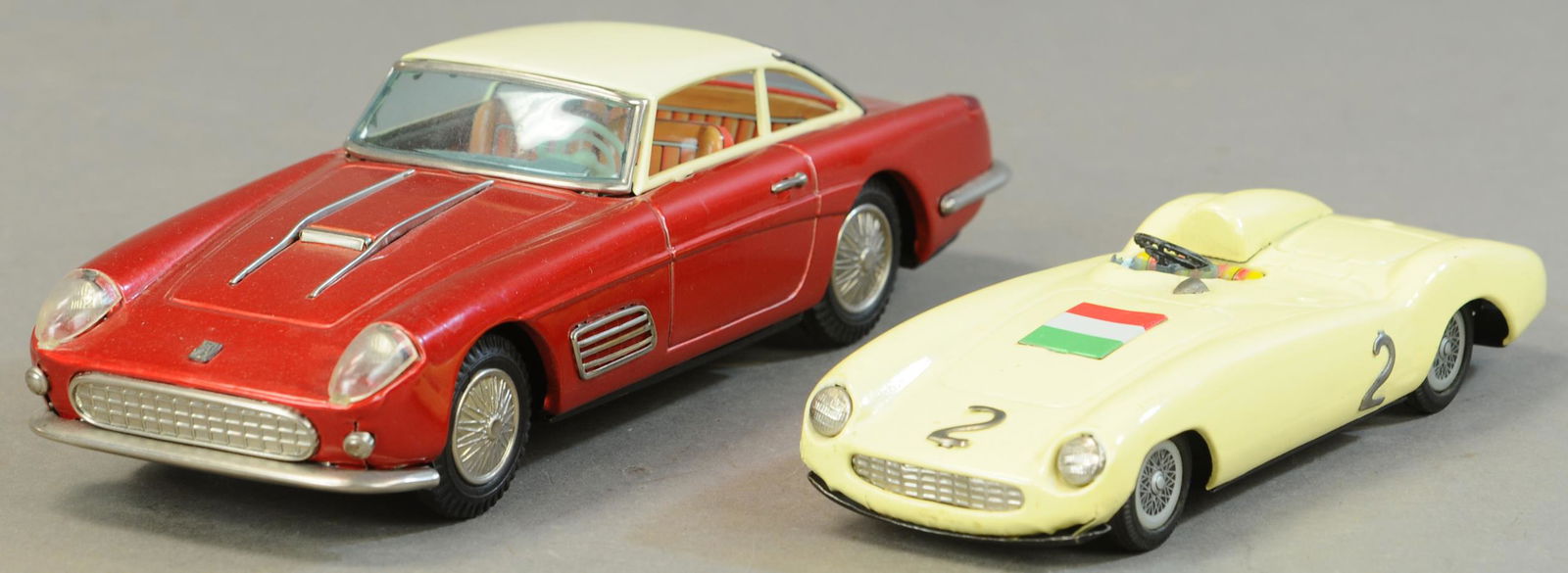 TWO BANDAI FERRARI AUTOS (1 of 3)