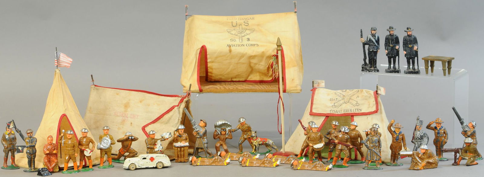 LARGE GROUPING OF FIGURES, TENTS & AMBULANCE (1 of 3)