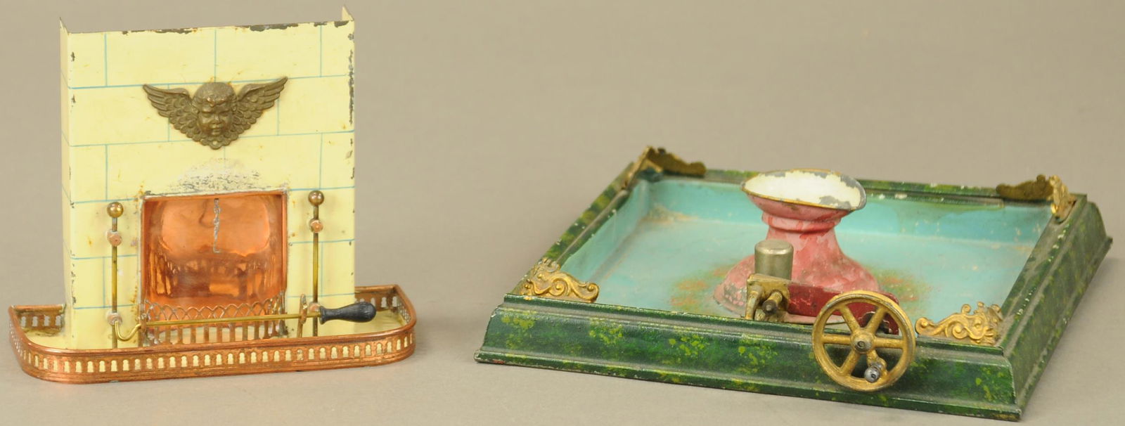 MARKLIN FIREPLACE AND FOUNTAIN (1 of 3)