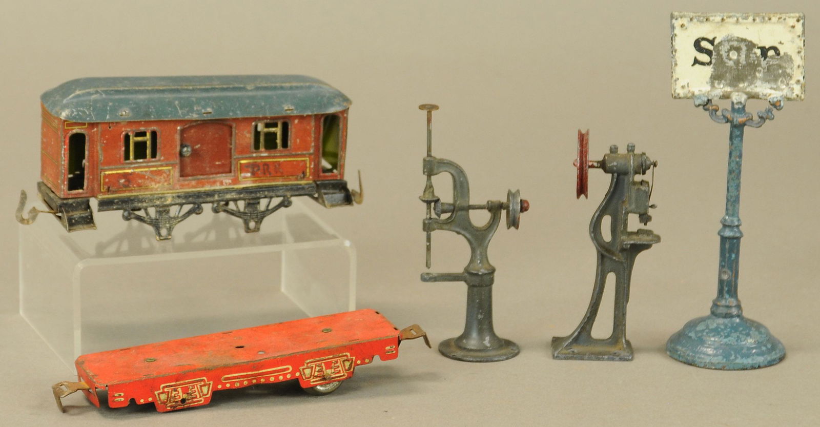 GERMAN TRAIN PARTS LOT - BING (1 of 2)