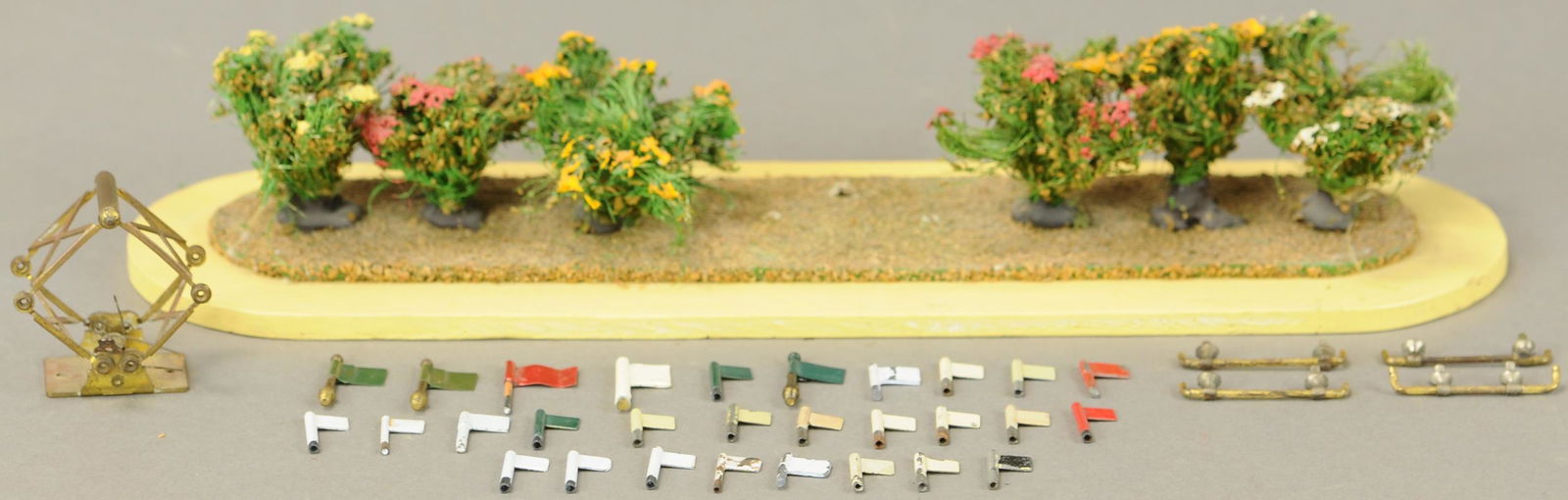 PRE-WAR LIONEL LOCOMOTIVE PARTS & PLOT (1 of 2)