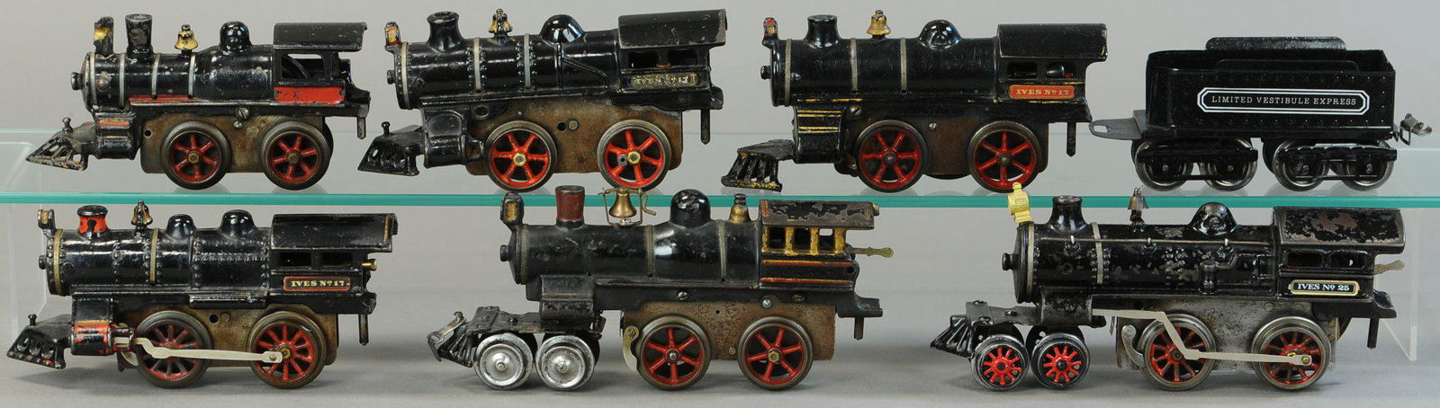 EARLY IVES LOCOMOTIVE LOT (1 of 4)