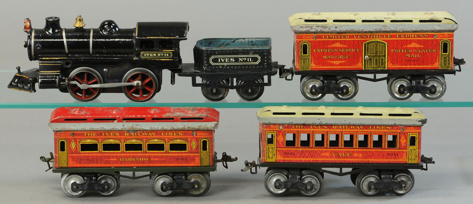 IVES NO. 11 LOCO AND YALE-HARVARD CARS (1 of 4)