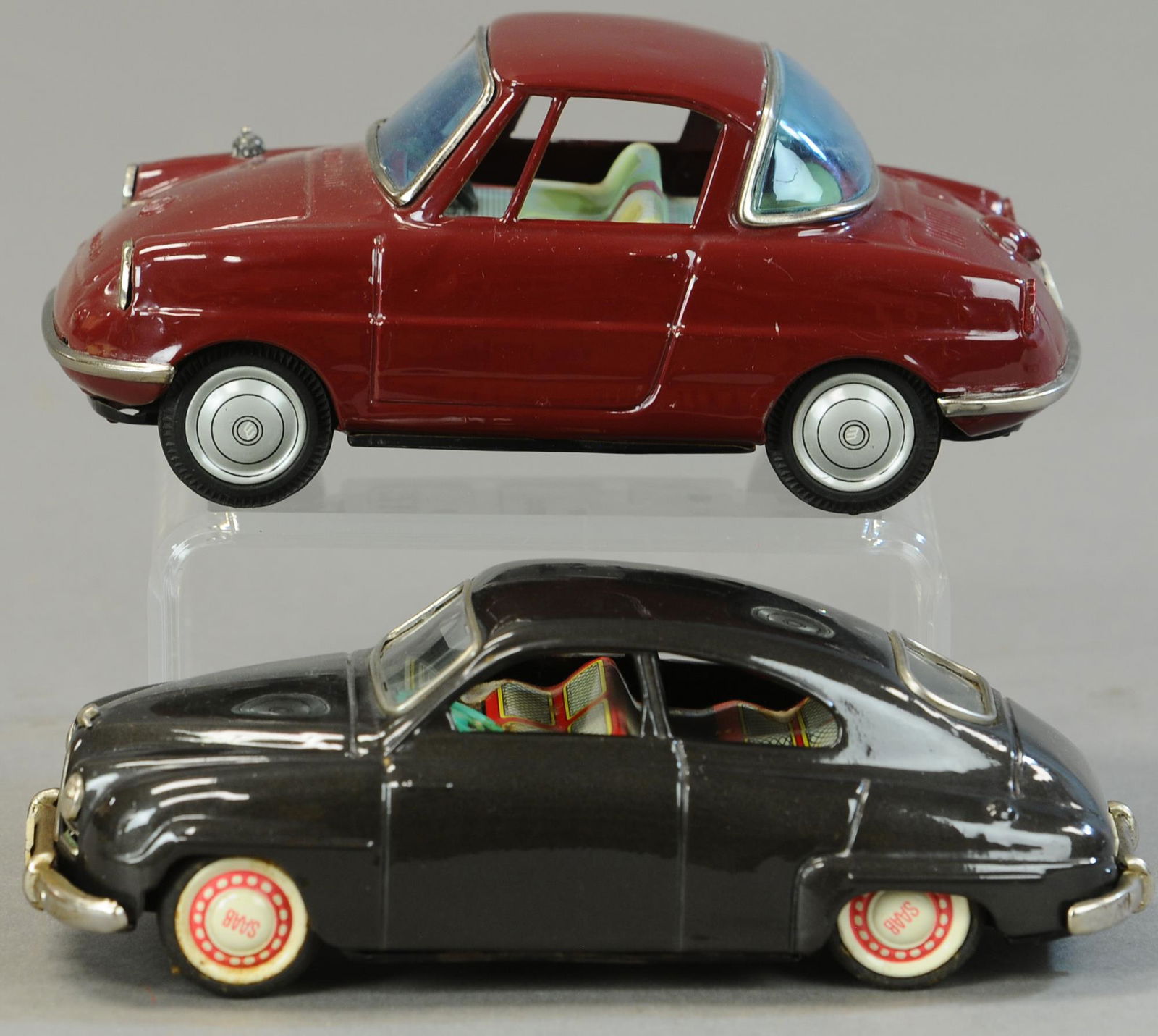 TWO BANDAI JAPAN FRICTION AUTOS (1 of 4)