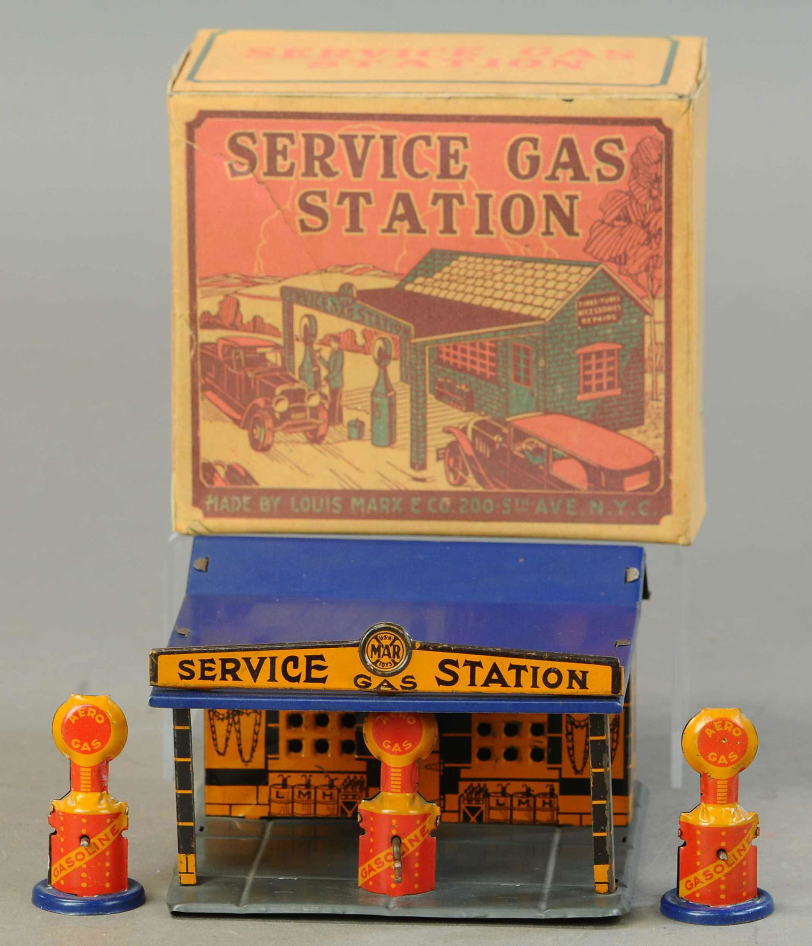 BOXED MARX SERVICE GAS STATION (1 of 3)