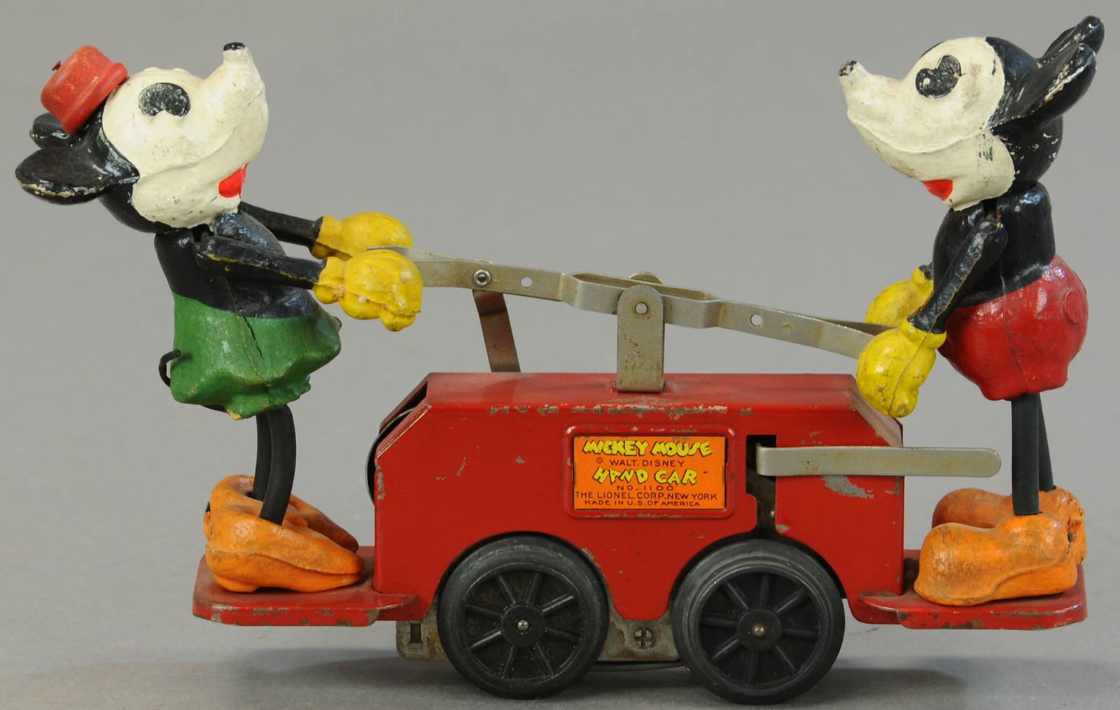 LIONEL MICKEY AND MINNIE HAND CAR (1 of 3)