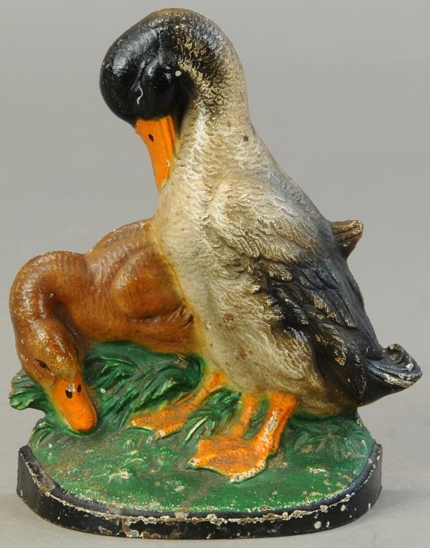 HUBLEY TWO DUCKS DOORSTOP (1 of 2)
