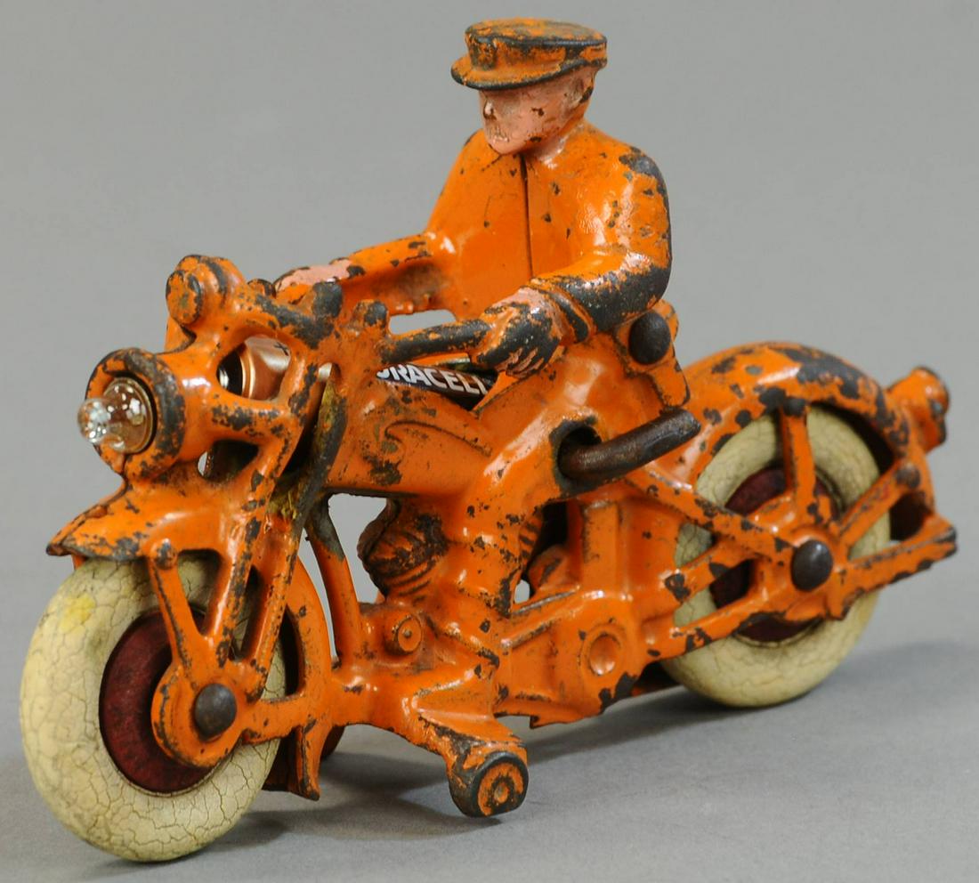 HUBLEY CYCLE WITH HEADLIGHT (1 of 3)