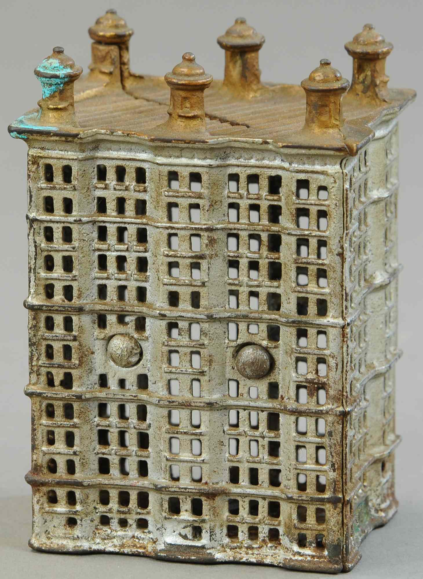 SIX POST SKYSCRAPER STILL BANK (1 of 3)