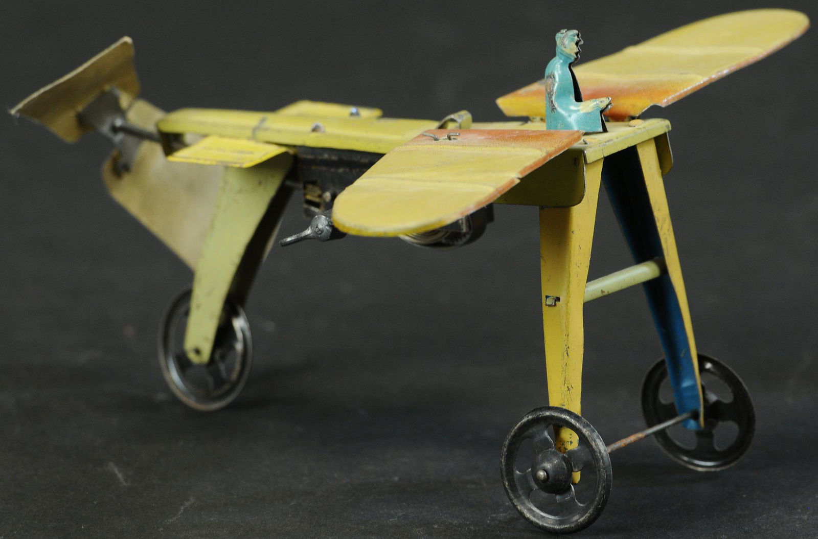 MEDIUM FISCHER PUSHER PLANE (1 of 3)