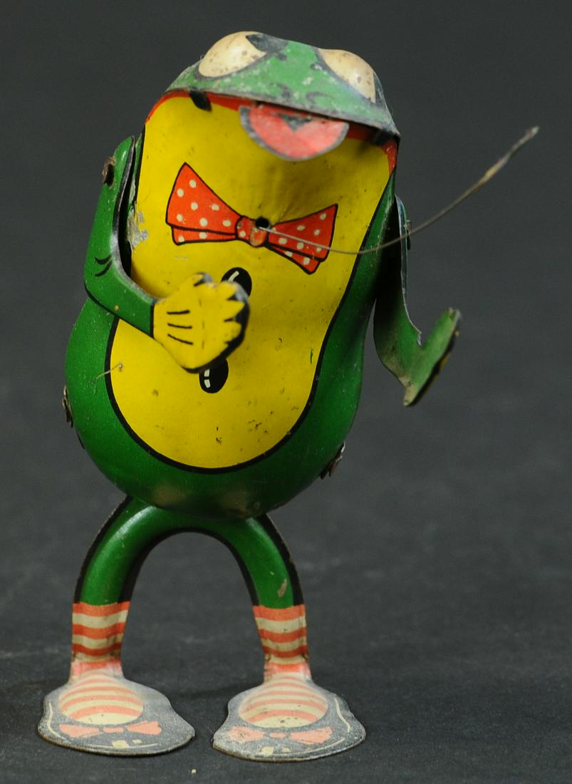 KELLERMAN FROG WITH FLY TOY (1 of 4)