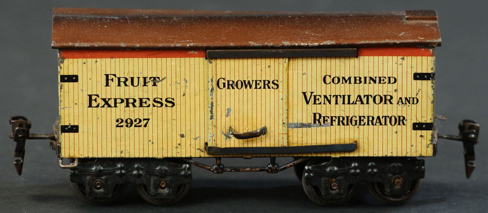 MARKLIN GROWERS FRUIT EXPRESS CAR (1 of 4)