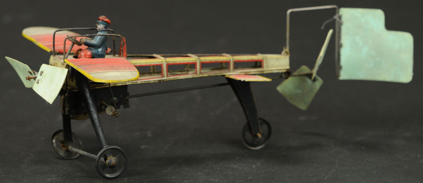 LARGE FISCHER FLAPPING WINGS BLERIOT PLANE (1 of 4)