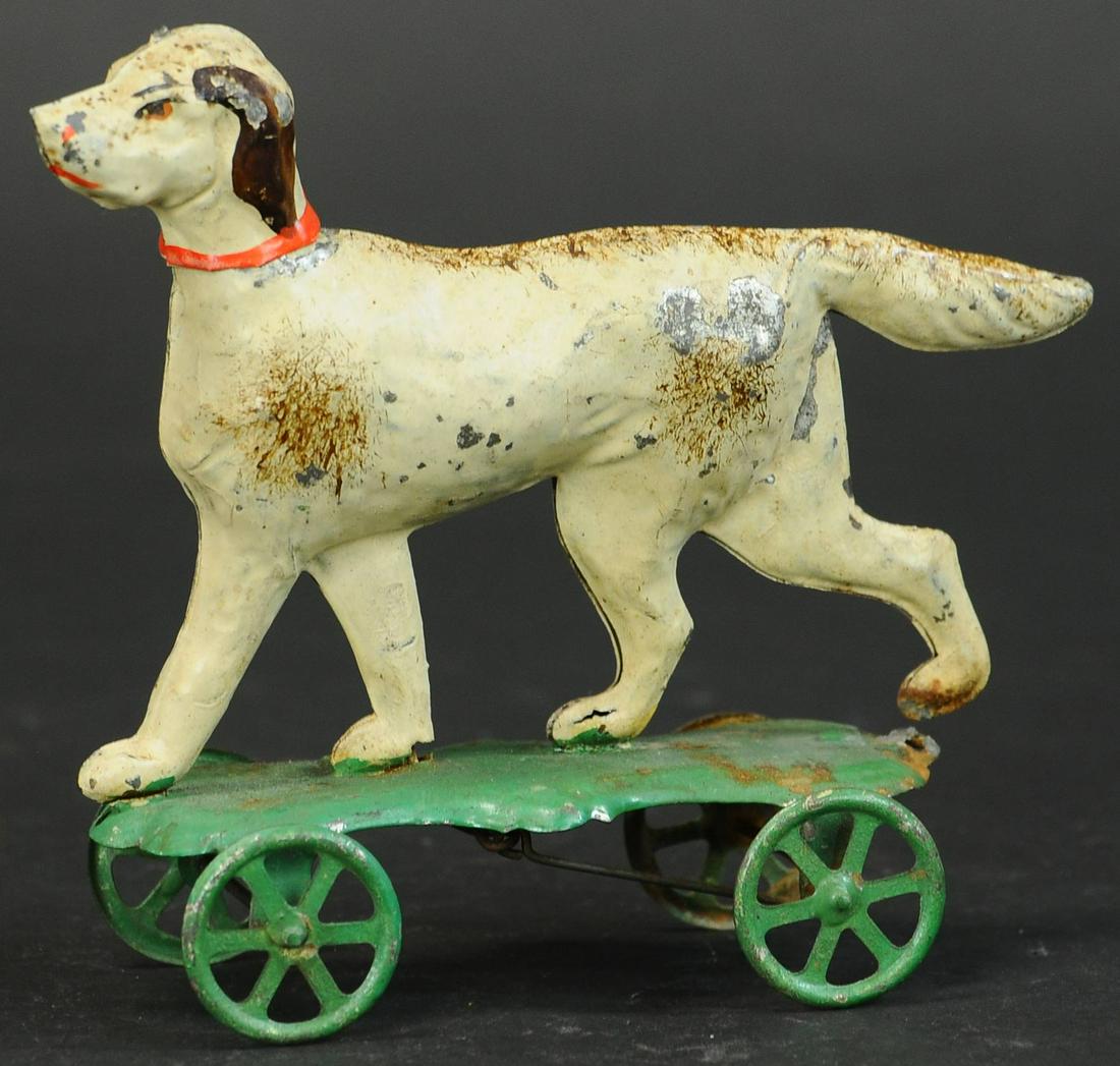 SWIVEL HEAD DOG PLATFORM TOY (1 of 4)