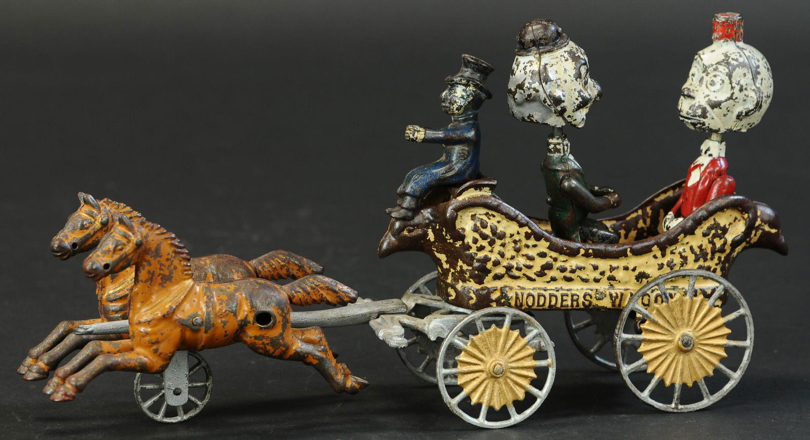 KENTON HAPPY FOXY NODDERS WAGON (1 of 4)