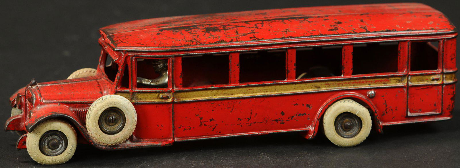 ARCADE PASSENGER TOURING BUS (1 of 4)