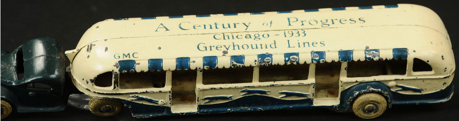 LARGE ARCADE CENTURY PROGRESS BUS (1 of 5)