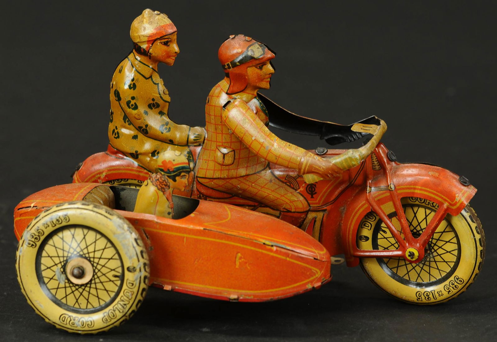 TIPPCO FAMILY CYCLE W/SIDECAR (1 of 4)