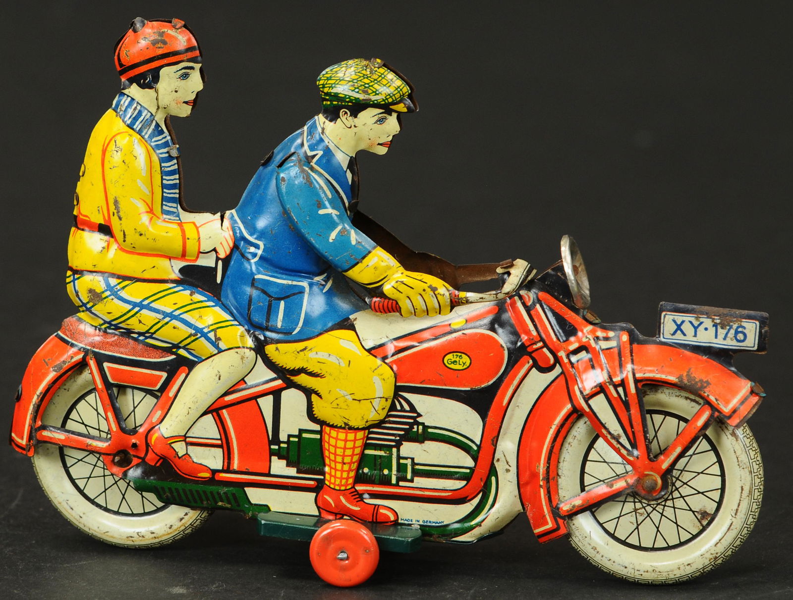 GEORGE LEVY COUPLE ON MOTORCYCLE (1 of 4)