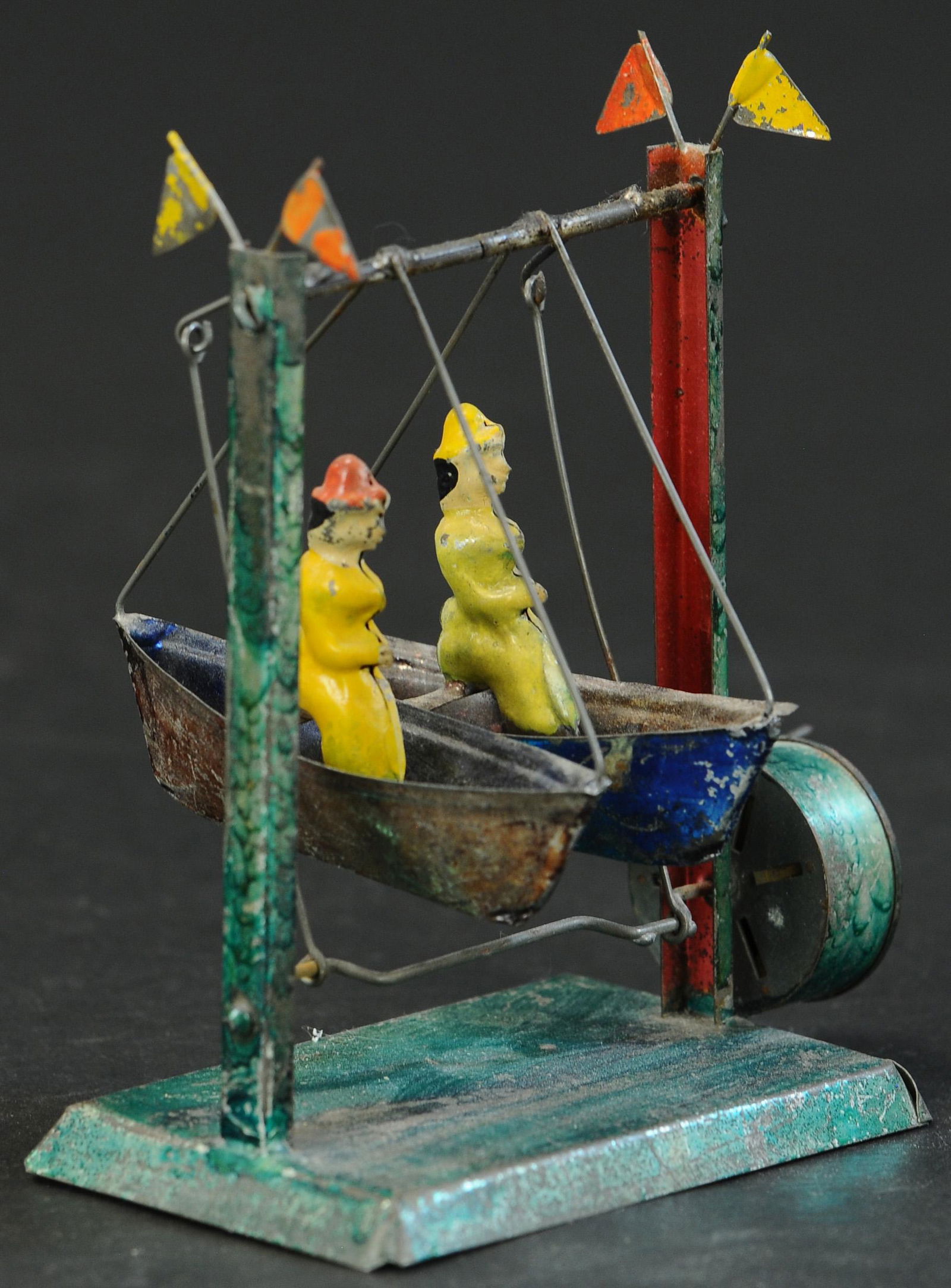 JOHANN DEURLEIN SWINGING CANOES TOY (1 of 4)
