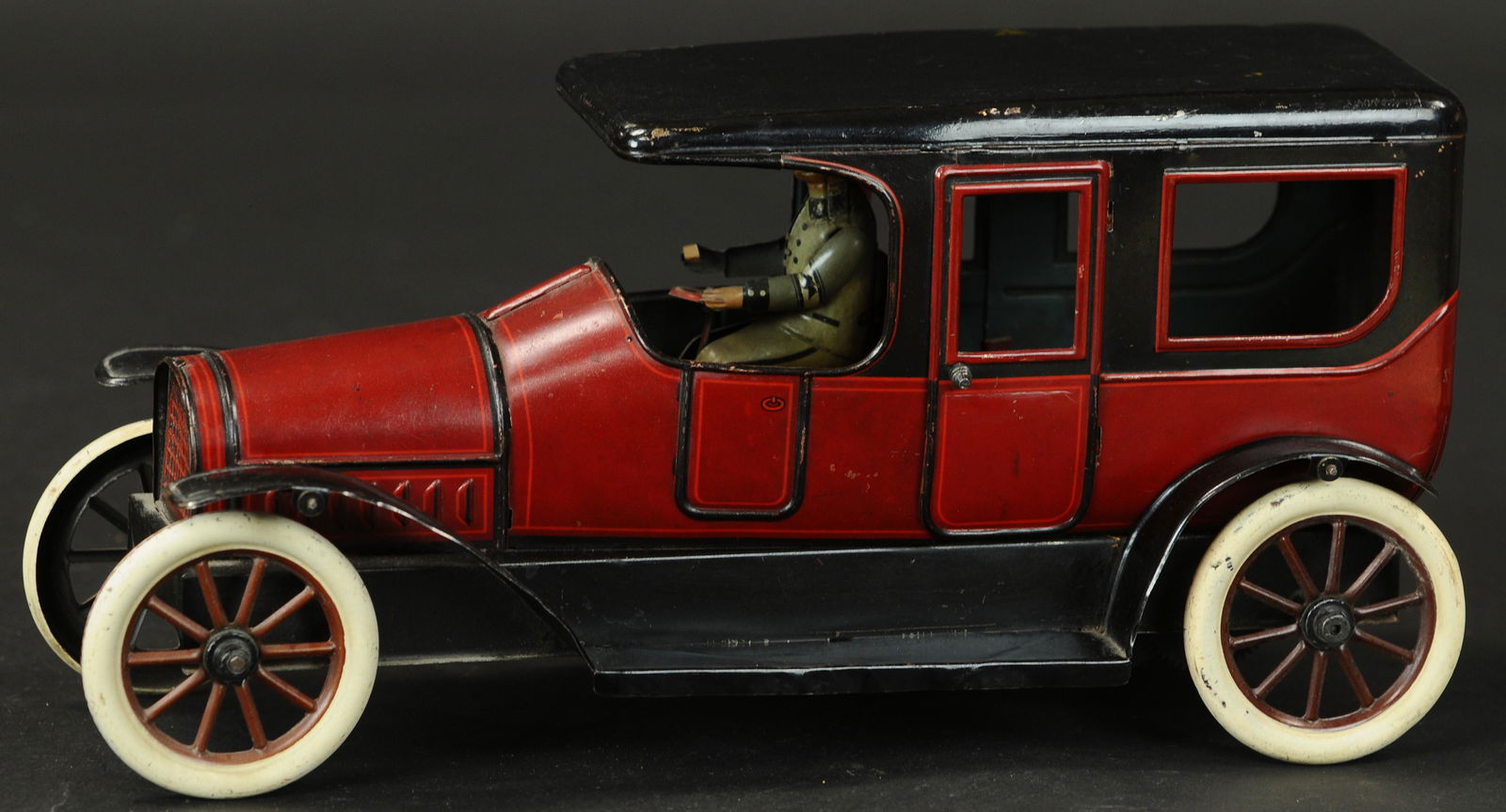 LARGE KARL BUB SEDAN (1 of 4)