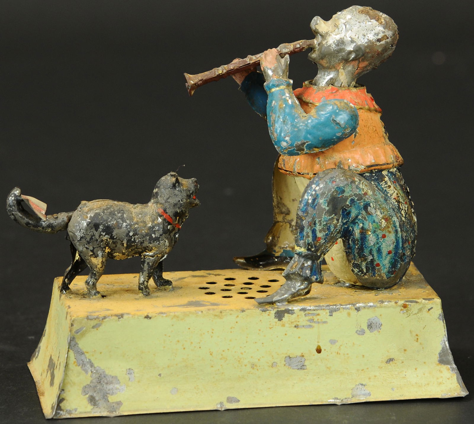 GUNTHERMANN CLOWN TRAINING CAT (1 of 4)