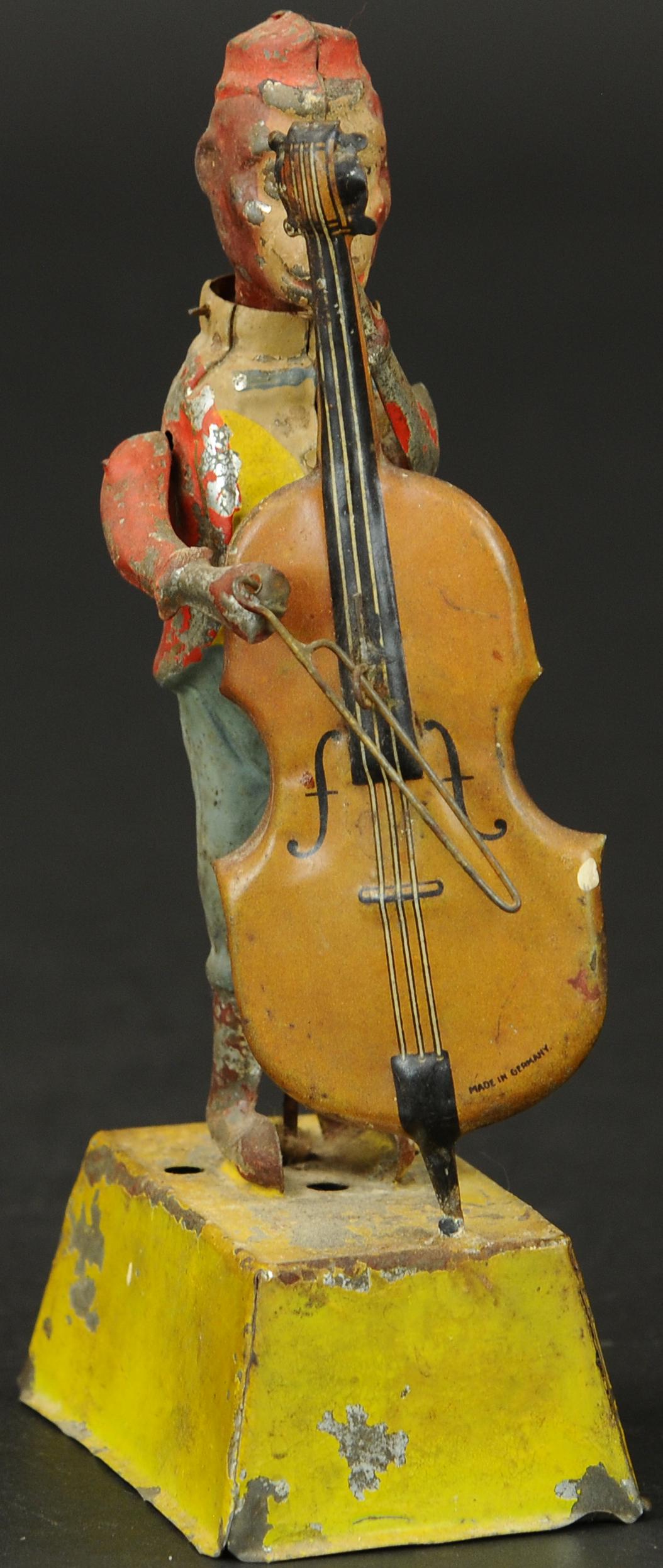 GUNTHERMANN MONKEY W/ CELLO (1 of 4)