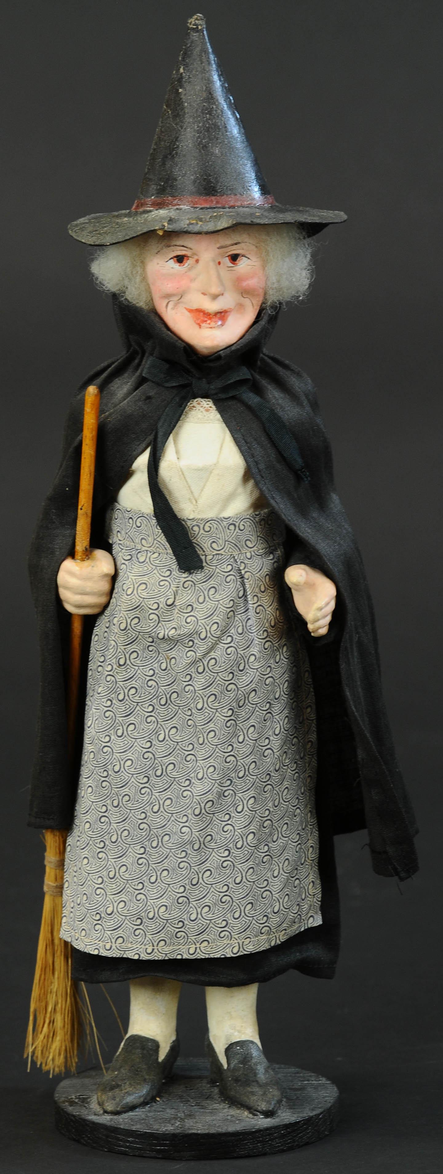 HALLOWEEN WITCH W/PAINTED FEATURES CANDY CONTAINER (1 of 4)